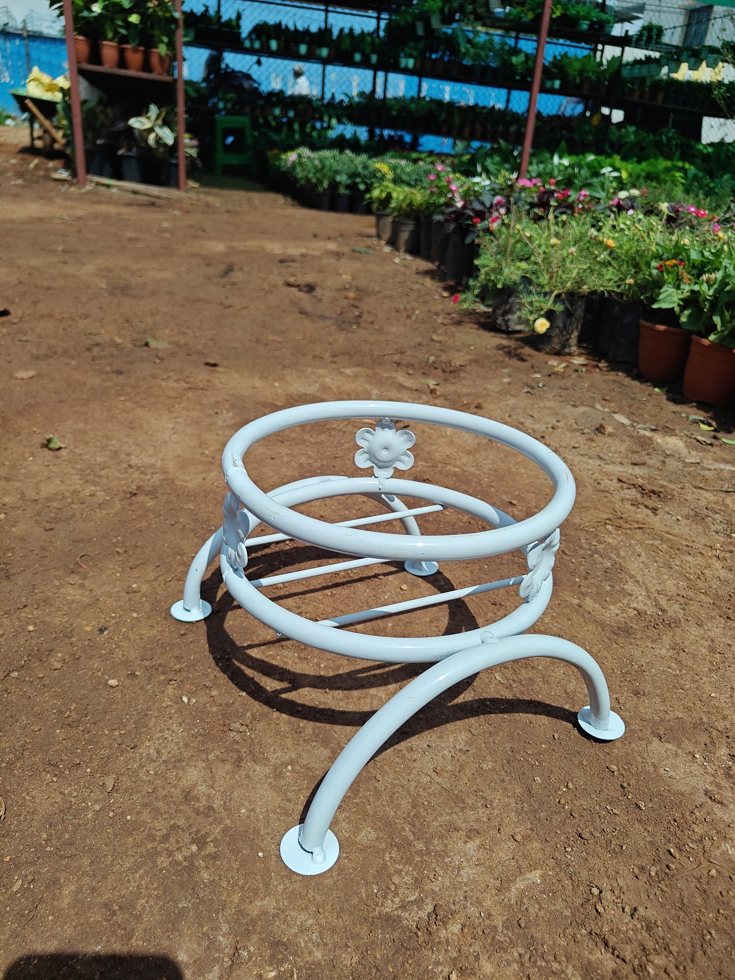 Round Stand Single